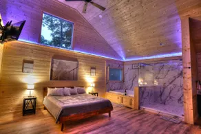Brand New Luxury Cabin Full of Amenities - Image 3