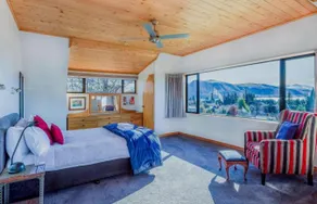 The Lake House - Image 3