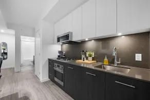 Central Stay | Parking, Laundry, AC (25+) - Image 5