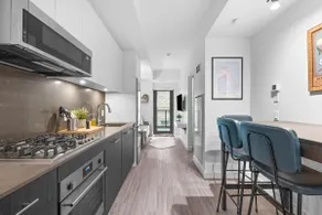 Central Stay | Parking, Laundry, AC (25+) - Image 3