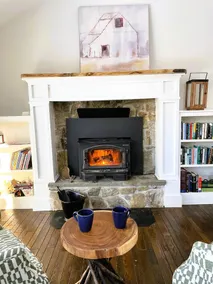Cozy Lake House - Salisbury/Lakeville - Image 2