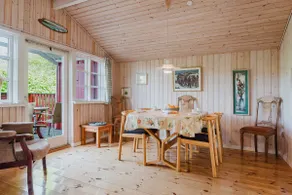 Grandfather's little forest house - Image 5
