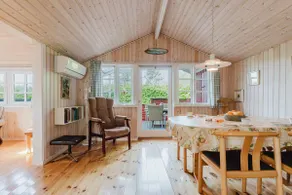 Grandfather's little forest house - Image 4