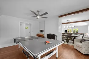 Exclusive Property with Pool, Hot Tub, and Gym - Image 4