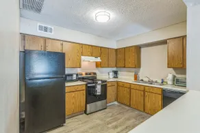 Rosehill Pointe 197 I Spacious 1 Bed 1 Bath - Image 2