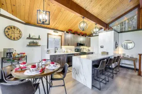 Modern Lake Arrowhead Retreat: 3 Mi to Village - Image 2