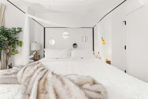 Boston Family Suite: Pool, Gym & Paid Parking - Image 2
