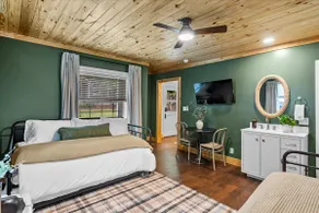 Moccasin Bend Cottage - Image 4