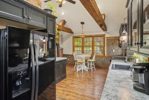 Coastal Comfort with Stunning Harbor Views - Image 5