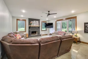 Great for Groups: Family Creekside Home in Loretto - Image 4