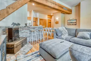 Cozy Private Ranch Cabin, Whistle Lake, Sleeps 6 - Image 5