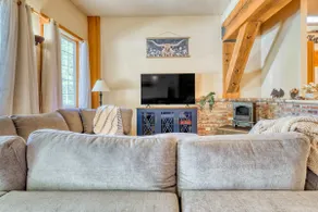 Cozy Private Ranch Cabin, Whistle Lake, Sleeps 6 - Image 4