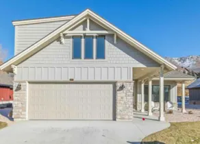 Mountain View Retreat w/ Hot Tub & Pool Access - Image 2