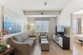 Chic 1 Bedroom I Pool I Gym - 1108 - Image 5