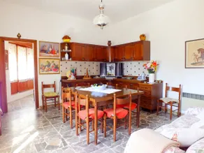 1970s House - Image 2