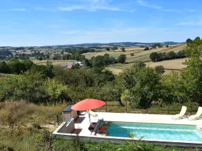 Modern apartment in Cuzy with shared pool - Image 3