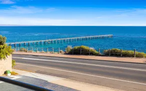 35° Degrees South - Overlooking the Reef - Image 3