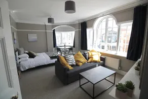 One Bedroom Studio Apartment - Image 5