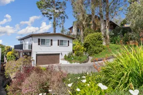 Serene Oceanview Escape with Expansive Deck home - Image 5