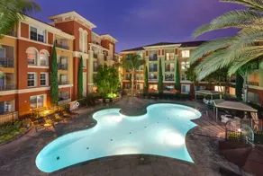 Disney 2BR Retreat-Pool-Parking! - Image 4