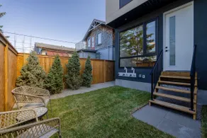 Upper and Lower, Great for Large Families, Fenced Yard - Image 2