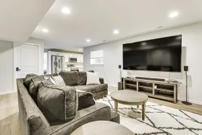 Spacious & Modern Home w/ Deck in Oregon! - Image 2