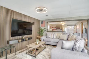 9 Mi to Shore: Home w/ Hot Tub in Howards Grove! - Image 2