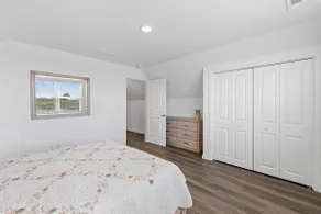 38030 Keenwick Family Home - Image 4