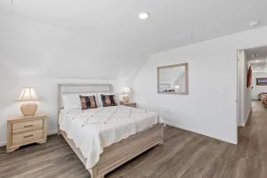 38030 Keenwick Family Home - Image 5