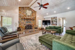 Beverly Hill Guest House: Near Winnsboro, Texas - Image 3