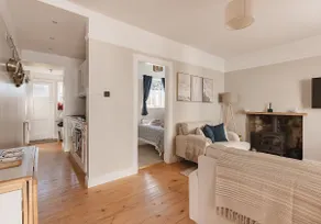 Doug's Cottage - Image 4