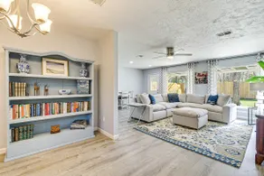 6 Mi to Clear Lake: Family Home w/ Patio & Yard - Image 5