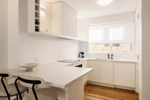 Delightful Dorrington - In The Heart of Armadale - Image 2