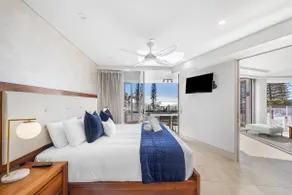 Oceans Apt 203- 5-Star Luxury Beachfront Escape - Image 4