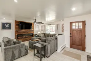 Walk to Dtwn Flagstaff: Home w/ Great Outdoor Area - Image 4