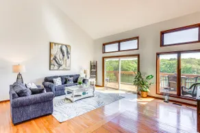 Swim & Boat Docks: Lakefront Gem in Bella Vista! - Image 5