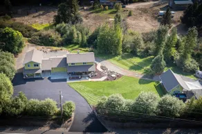 Summer Special! Leavenworth-Pet Friendly w/Hot Tub - Image 2