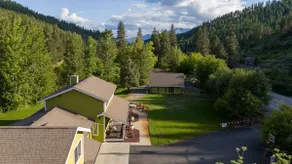 Summer Special! Leavenworth-Pet Friendly w/Hot Tub - Image 3