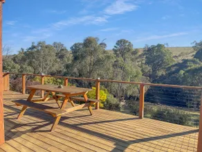 Ridge River Retreat - Image 3