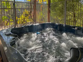 Ridge River Retreat - Image 4