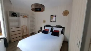Apartment in Downtown - Image 2
