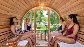Lakefront Wellness Escape • Hot tub/Sauna/Yoga - Image 5