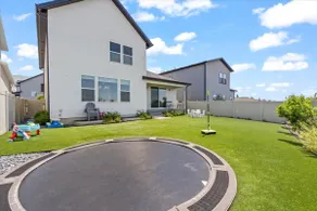 Cherry Hill | Trampoline + Gym + Near Lagoon - Image 3
