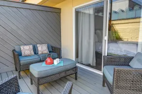 Spacious 3 BR with Expansive Terrace - Image 3