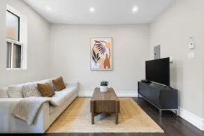 Modern 2BR+Sofa Bed | A/C | Mile-End / Plateau - Image 2