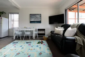 Family Comfort in the Stunning Sisters Beach - Image 2