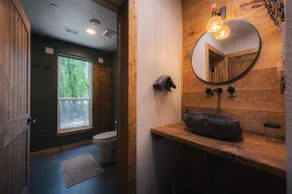 #2 Hummingbird at Lost Forest Cabins - Image 3