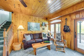 Charming Cottage: Steps to Lake Wandawega! - Image 5