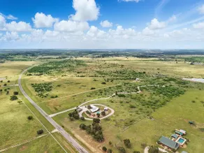 Casa del Lago PK- near lake and perfect for entert - Image 4