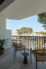 6- Netflix & Chill in Menorca - Image 3